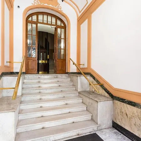 ゲストハウス Iron Cityaus Termini 4*