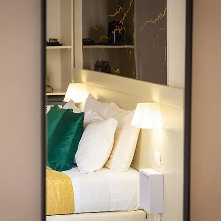 Iron Cityaus Termini ローマ