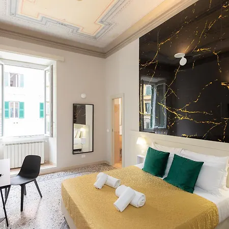 Iron Cityaus Termini 4* ローマ