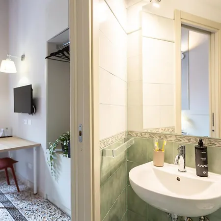 Iron Cityaus Termini ゲストハウス