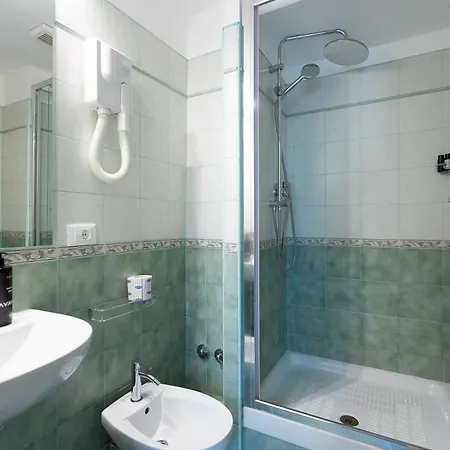 Iron Cityaus Termini ゲストハウス