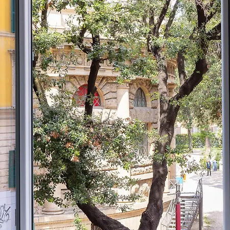 ゲストハウス Iron Cityaus Termini ローマ