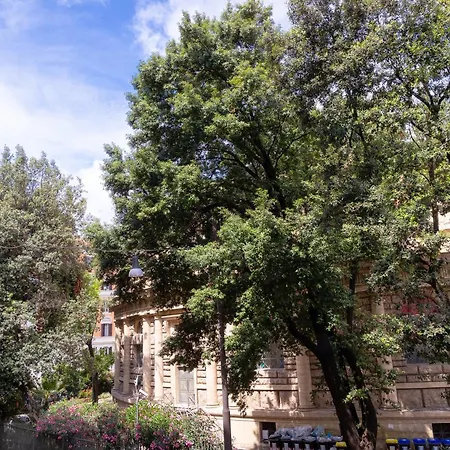 Iron Cityaus Termini ゲストハウス ローマ