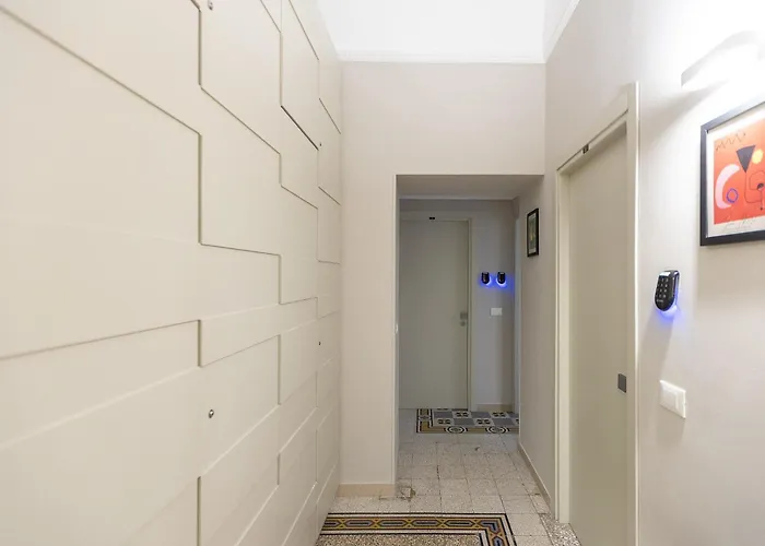 Iron Cityaus Termini Vendégház