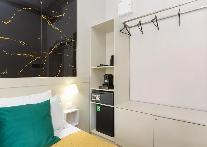 Iron Cityaus Termini 4*