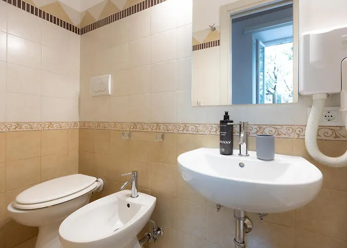 Iron Cityaus Termini Vendégház 4*