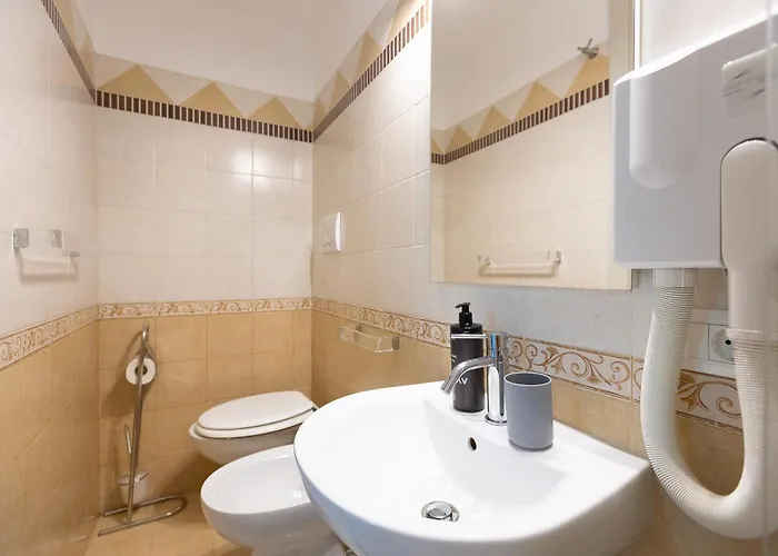 Iron Cityaus Termini 4*