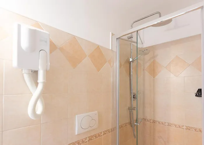 Iron Cityaus Termini 4*