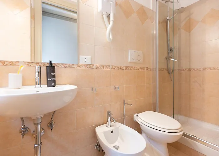 Iron Cityaus Termini Vendégház Róma